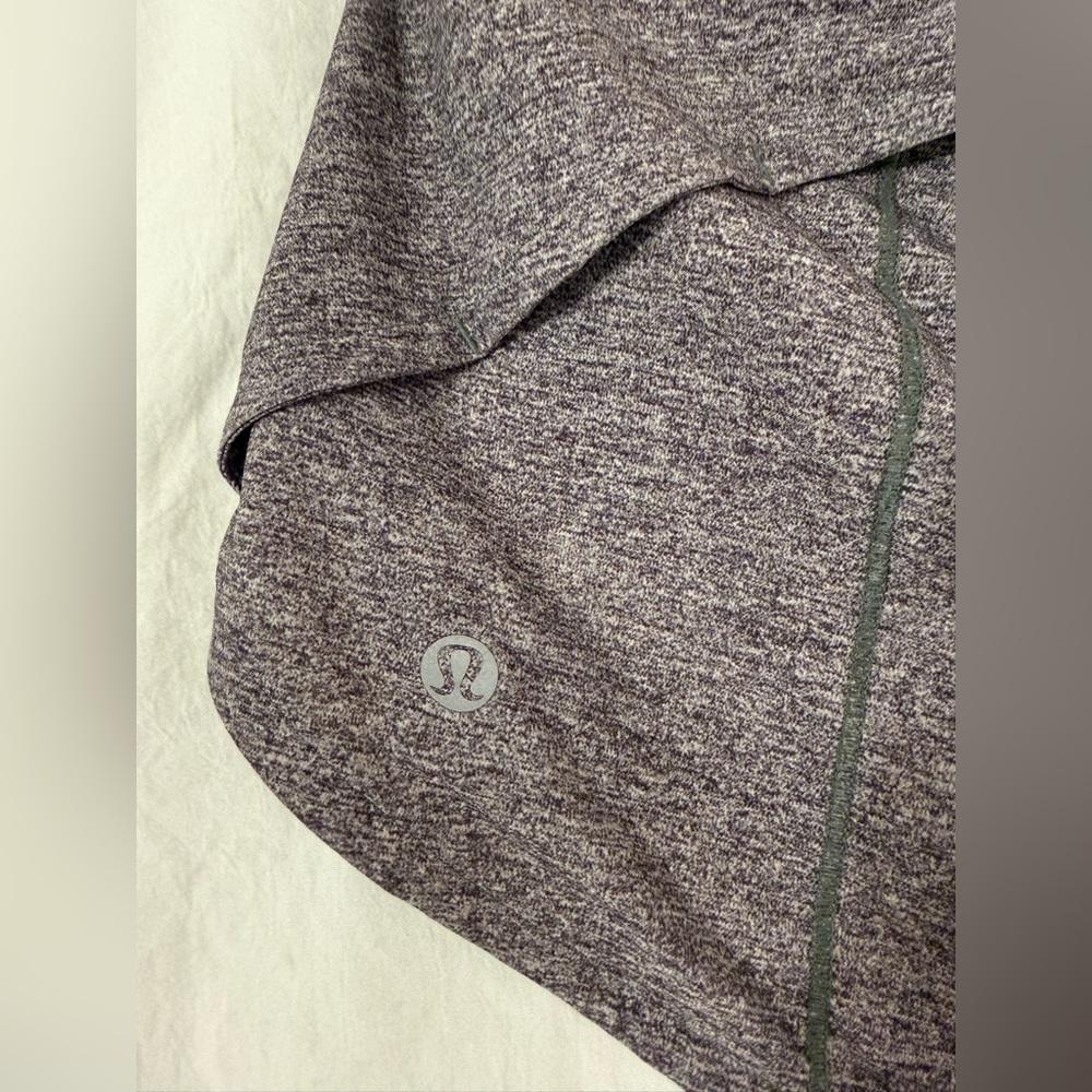 Lululemon Speed Up Shorts Size 6 - Picture 3 of 6